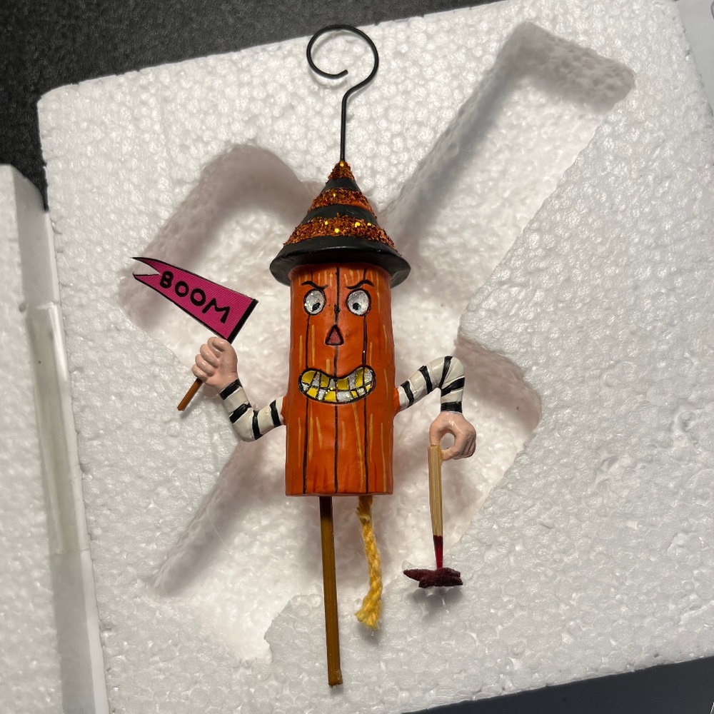 Dept.66 Halloween Glitterville Firecracker orn. Boom!